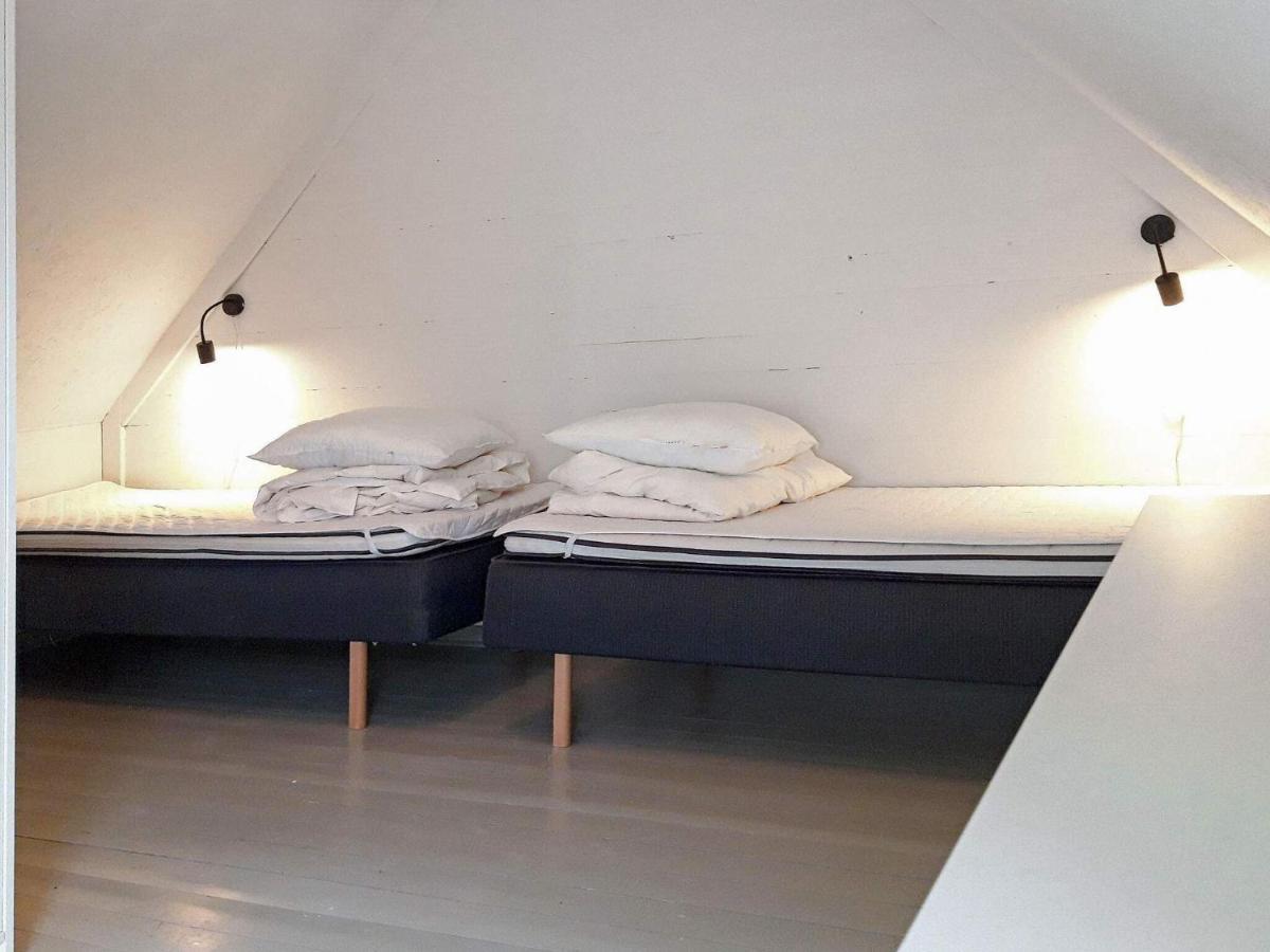 4 Person Holiday Home In 班霍尔姆 外观 照片