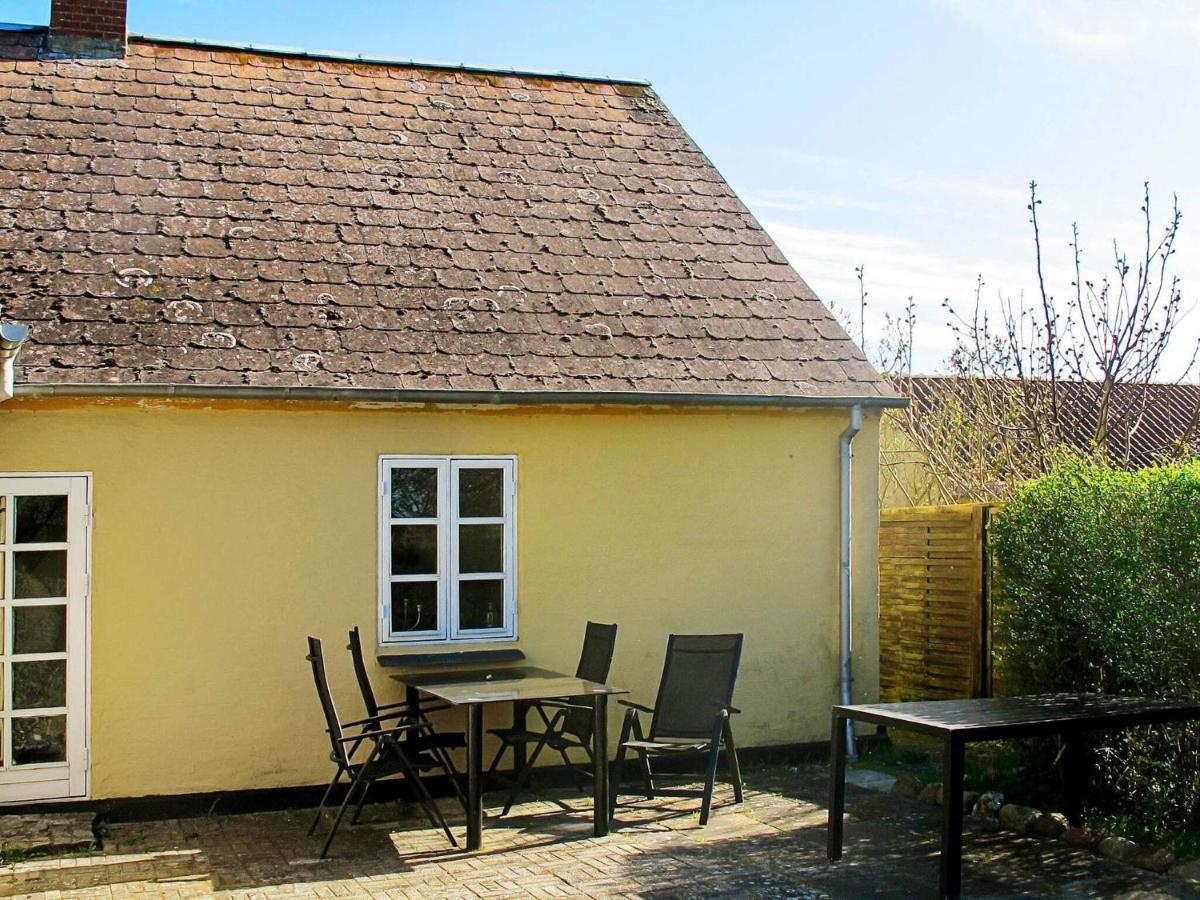 4 Person Holiday Home In 班霍尔姆 外观 照片