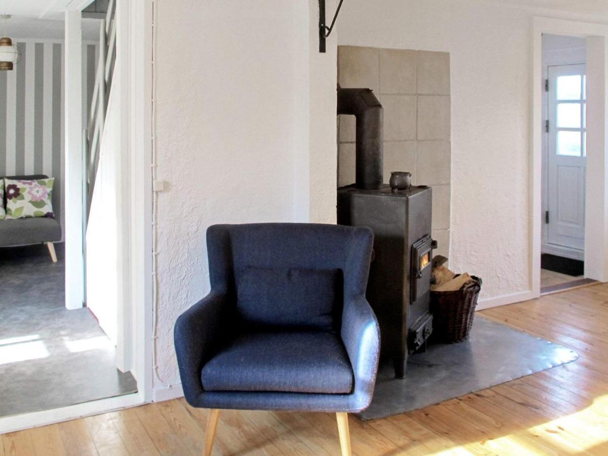 4 Person Holiday Home In 班霍尔姆 外观 照片